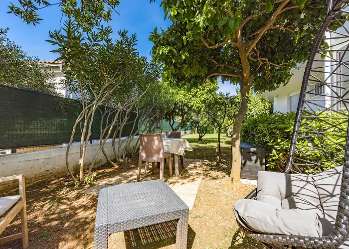 Valkane Private Garden Апартаменты Пула