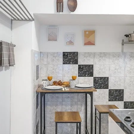 شقة Valkane Private Garden *