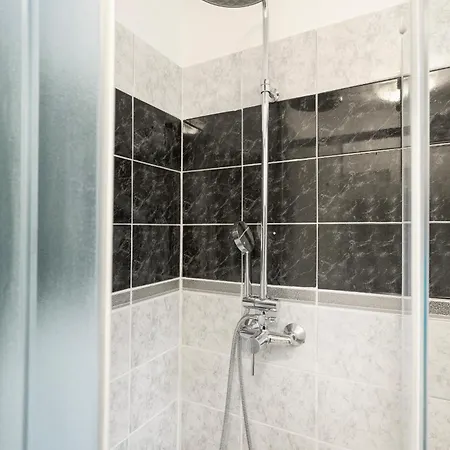 Apartament Valkane Private Garden Pula